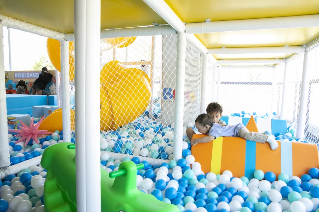 piscina-pelotas